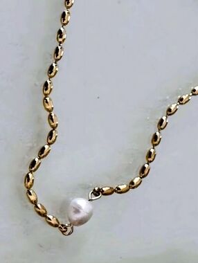 18k gp bean necklace with real freshwater pearl; 15.75" w/a 1.97" extender; nwot